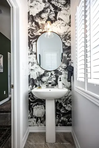 21 Madonna Drive Hamilton ON L9B 0H1