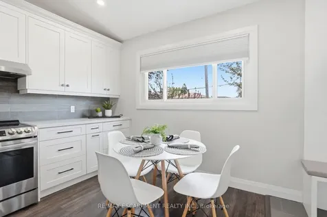 114 Luscombe Street Hamilton ON L9A 2K1