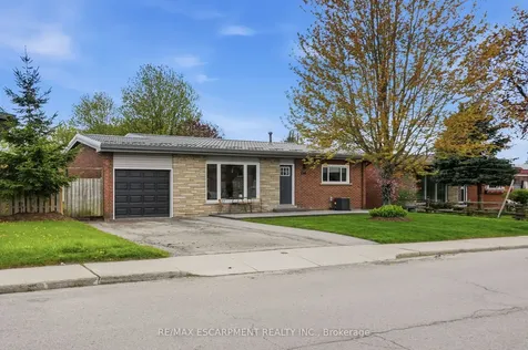 114 Luscombe Street Hamilton ON L9A 2K1