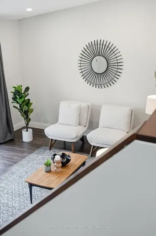 114 Luscombe Street Hamilton ON L9A 2K1