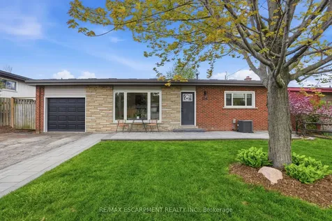 114 Luscombe Street Hamilton ON L9A 2K1