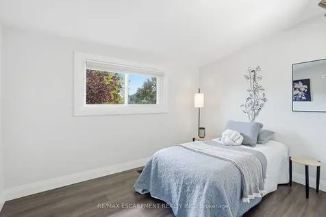 114 Luscombe Street Hamilton ON L9A 2K1