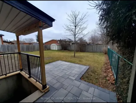 114 Luscombe Street Hamilton ON L9A 2K1
