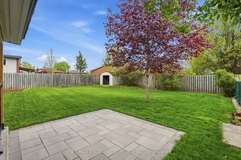 114 Luscombe Street Hamilton ON L9A 2K1