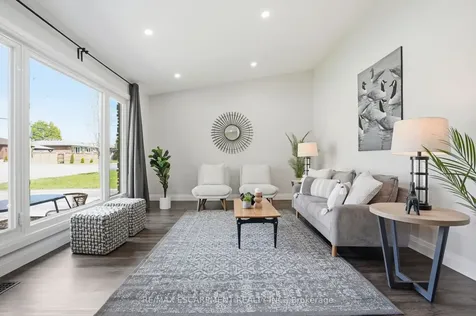 114 Luscombe Street Hamilton ON L9A 2K1