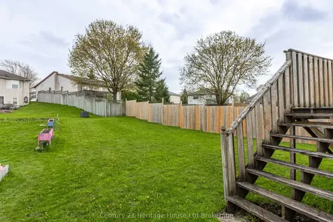 14 Pebble Beach Court Woodstock ON N4S 8X1