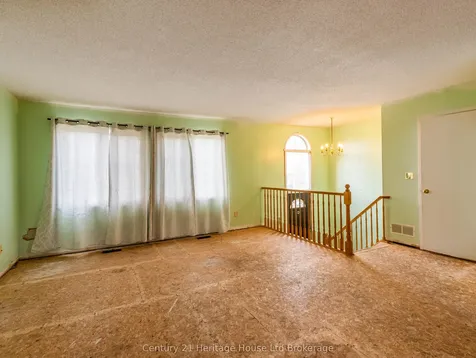 14 Pebble Beach Court Woodstock ON N4S 8X1