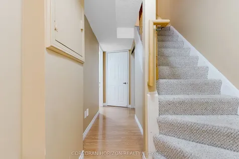 302 College Avenue W Guelph ON N1G 4T6