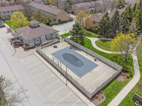 302 College Avenue W Guelph ON N1G 4T6