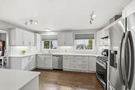 790 High Gate Park Drive Kingston ON K7M 5Z8