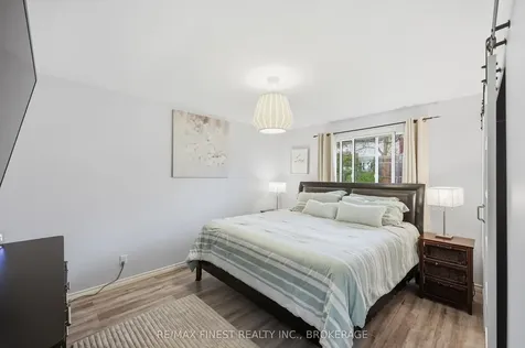 790 High Gate Park Drive Kingston ON K7M 5Z8