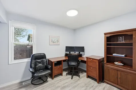 790 High Gate Park Drive Kingston ON K7M 5Z8