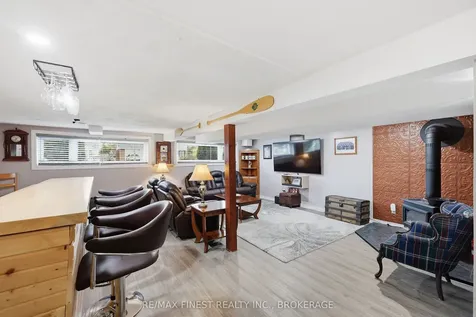 790 High Gate Park Drive Kingston ON K7M 5Z8
