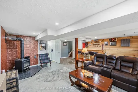 790 High Gate Park Drive Kingston ON K7M 5Z8