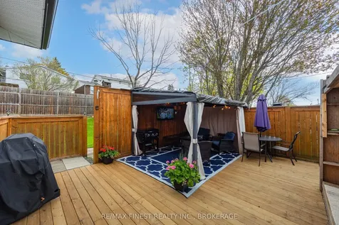 790 High Gate Park Drive Kingston ON K7M 5Z8