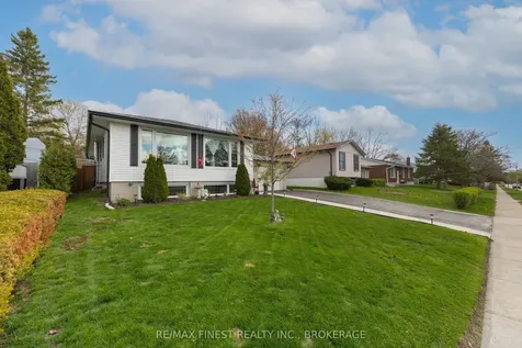 790 High Gate Park Drive Kingston ON K7M 5Z8