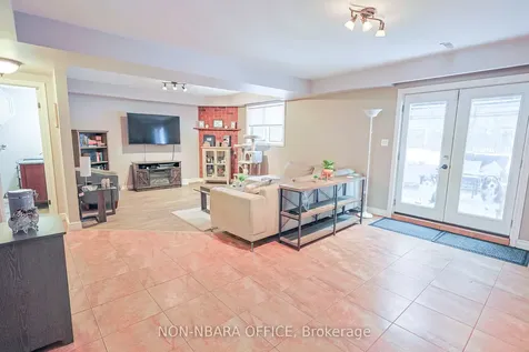 44 Ellendale Drive North Bay ON P1B 8X6