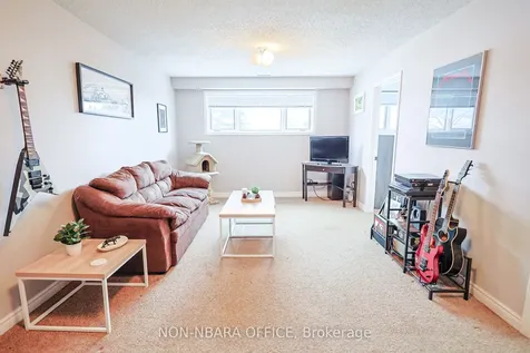 44 Ellendale Drive North Bay ON P1B 8X6