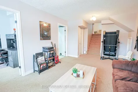 44 Ellendale Drive North Bay ON P1B 8X6