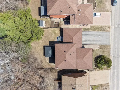 44 Ellendale Drive North Bay ON P1B 8X6