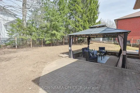 44 Ellendale Drive North Bay ON P1B 8X6