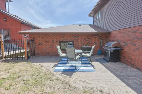 44 Ellendale Drive North Bay ON P1B 8X6