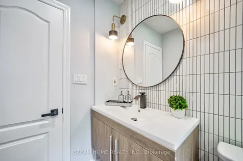 31 Warren Road St. Catharines ON L2P 1K7