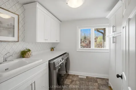 4073 Highland Park Drive Lincoln ON L0R 1B7