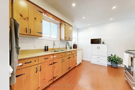 20 Inadale Court Kitchener ON N2M 2Z8