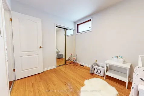 20 Inadale Court Kitchener ON N2M 2Z8