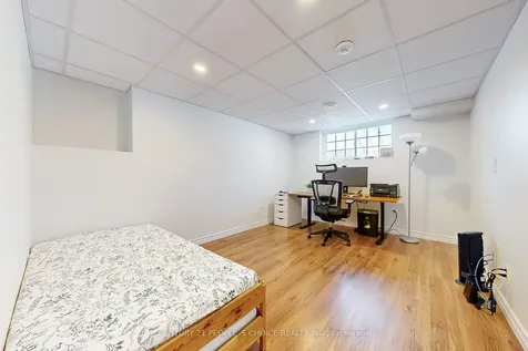 20 Inadale Court Kitchener ON N2M 2Z8