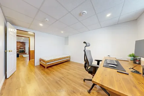 20 Inadale Court Kitchener ON N2M 2Z8