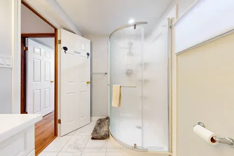 20 Inadale Court Kitchener ON N2M 2Z8