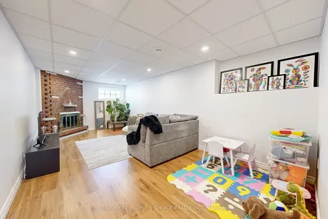 20 Inadale Court Kitchener ON N2M 2Z8