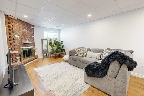 20 Inadale Court Kitchener ON N2M 2Z8