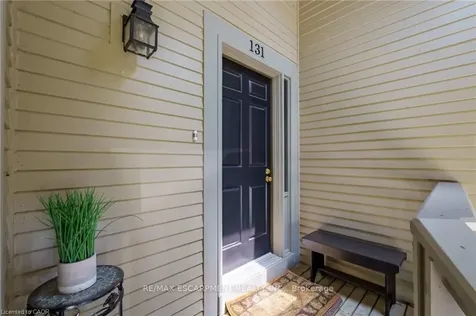 131 Grandview Hilltop Drive Huntsville ON P1H 2J5