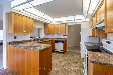 4 Heritage Way Kawartha Lakes ON K9V 5Z2