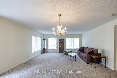 4 Heritage Way Kawartha Lakes ON K9V 5Z2