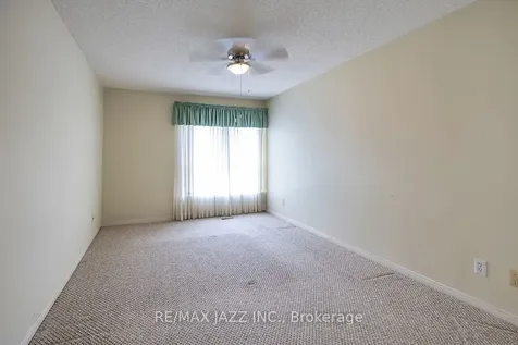 4 Heritage Way Kawartha Lakes ON K9V 5Z2