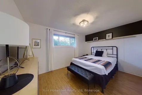 14 Braeside Street Centre Wellington ON N1M 2Y8