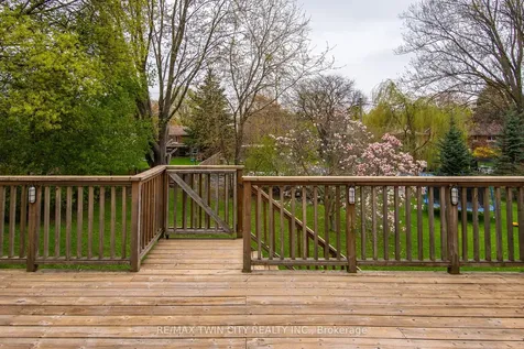 143 Bridgeport Road E Waterloo ON N2J 2K3