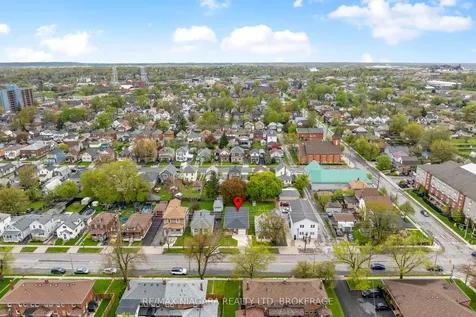 228 Lincoln Street Welland ON L3B 4M9