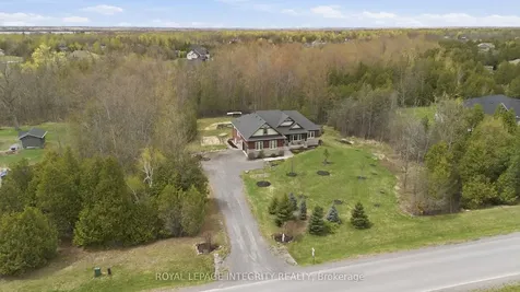 281 William Hay Drive Beckwith ON K7C 0C4