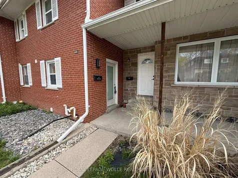 284 Westcourt Place Waterloo ON N2L 2R7