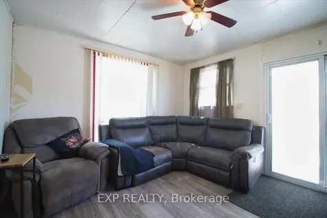 252 Queen Street Chatham-kent ON N0P 1T0