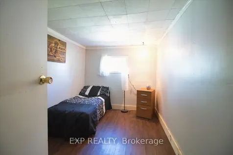 252 Queen Street Chatham-kent ON N0P 1T0