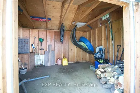 252 Queen Street Chatham-kent ON N0P 1T0