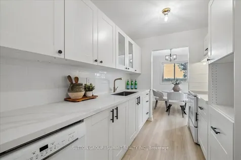 1460 Garth Street Hamilton ON L9B 1R6
