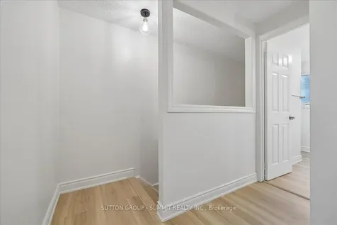 1460 Garth Street Hamilton ON L9B 1R6
