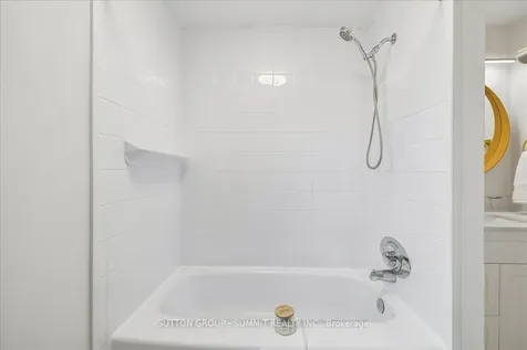 1460 Garth Street Hamilton ON L9B 1R6